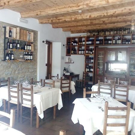 La Foresta Albergo Ristorante Pizzeria Badia Prataglia Exteriér fotografie
