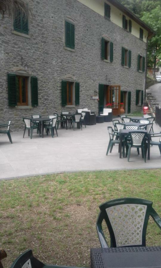 La Foresta Albergo Ristorante Pizzeria Badia Prataglia Exteriér fotografie